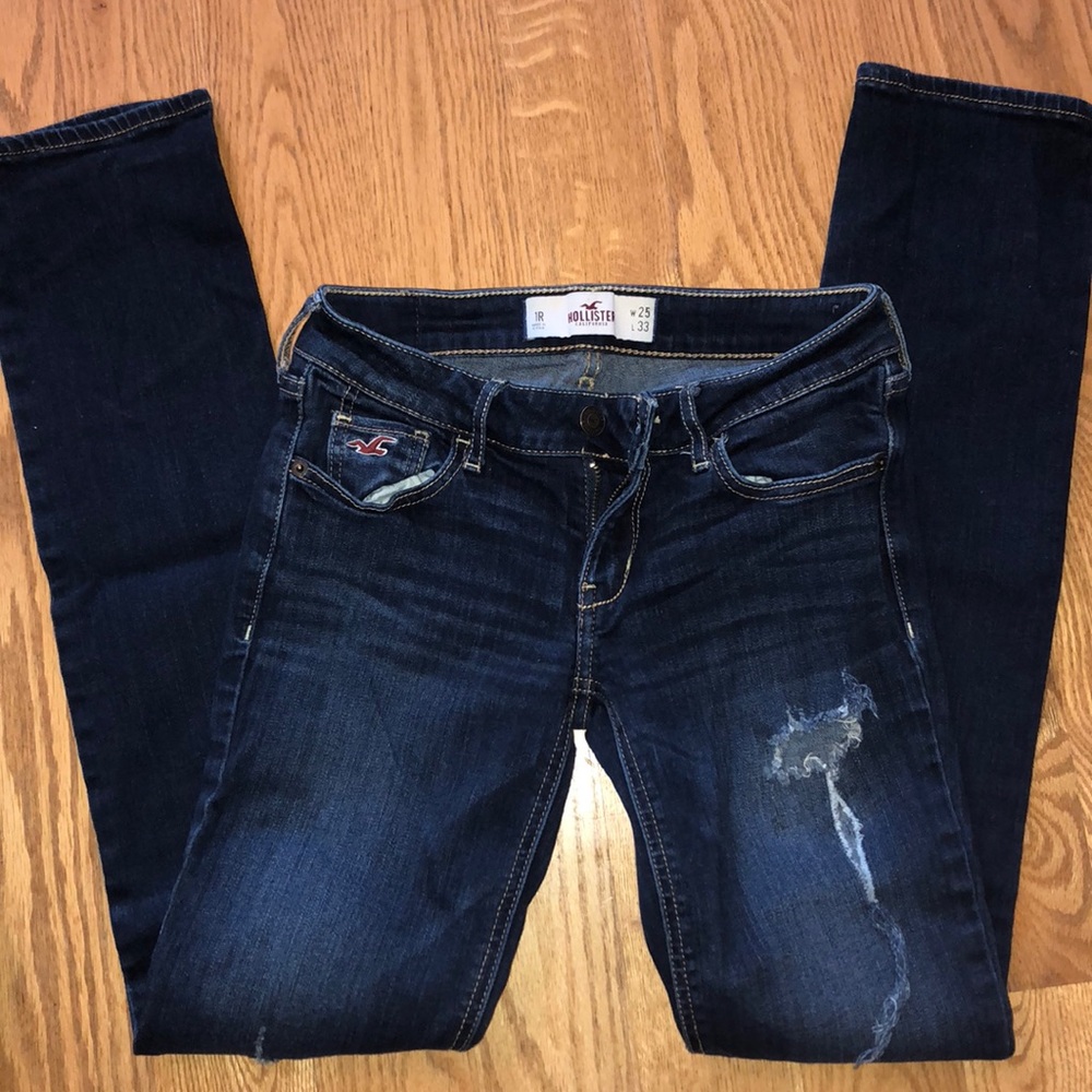 Size 1 Wast 25 Inseam 33 Hollister Jeans